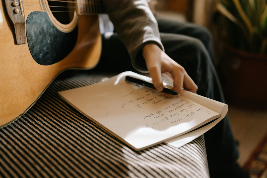 How to Overcome Writer’s Block in Lyric Writing: Practical Tips for Songwriters